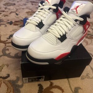 Jordan 4 Retro